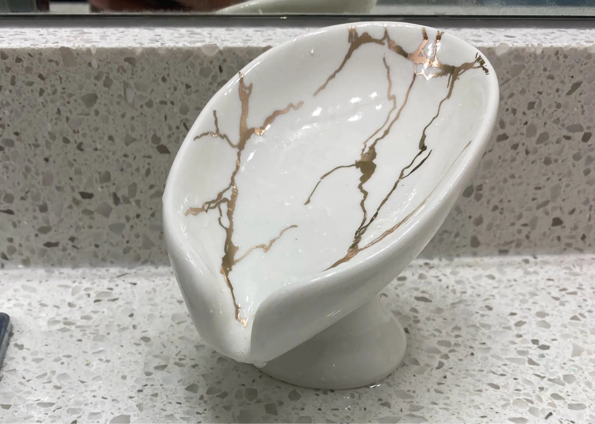 Saboneteira de Cerâmica Branca - Meu Luxo
