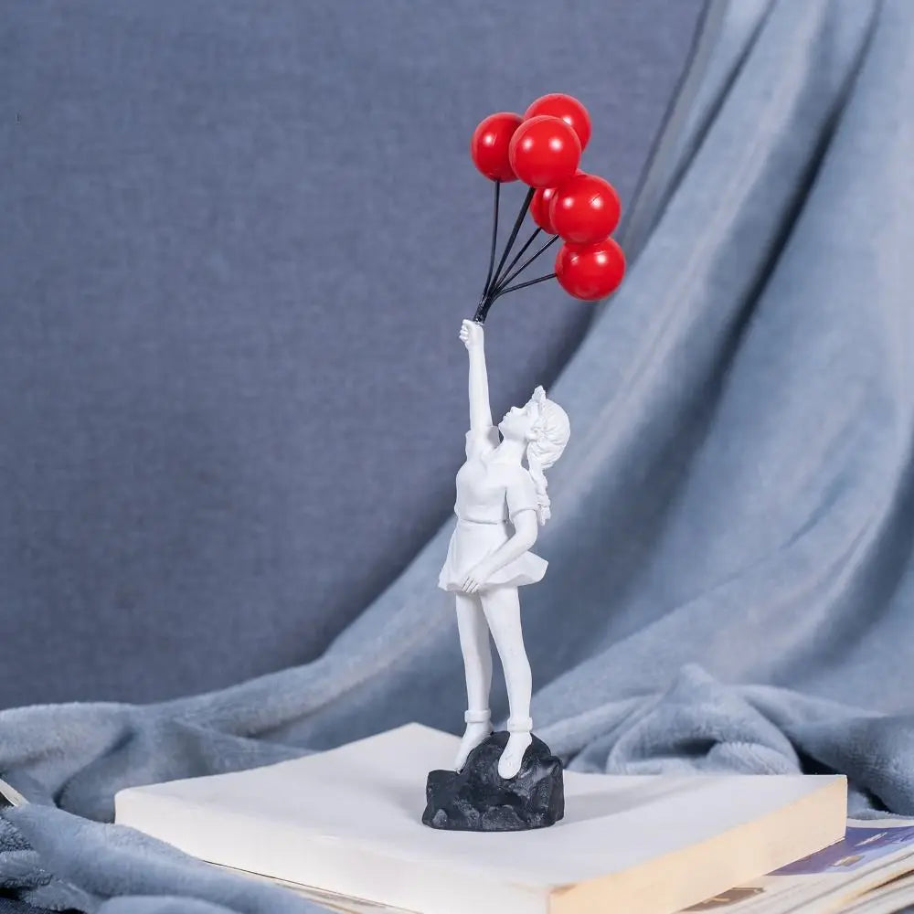 Estatuetas de Resina Banksy Branca  / Meu Luxo