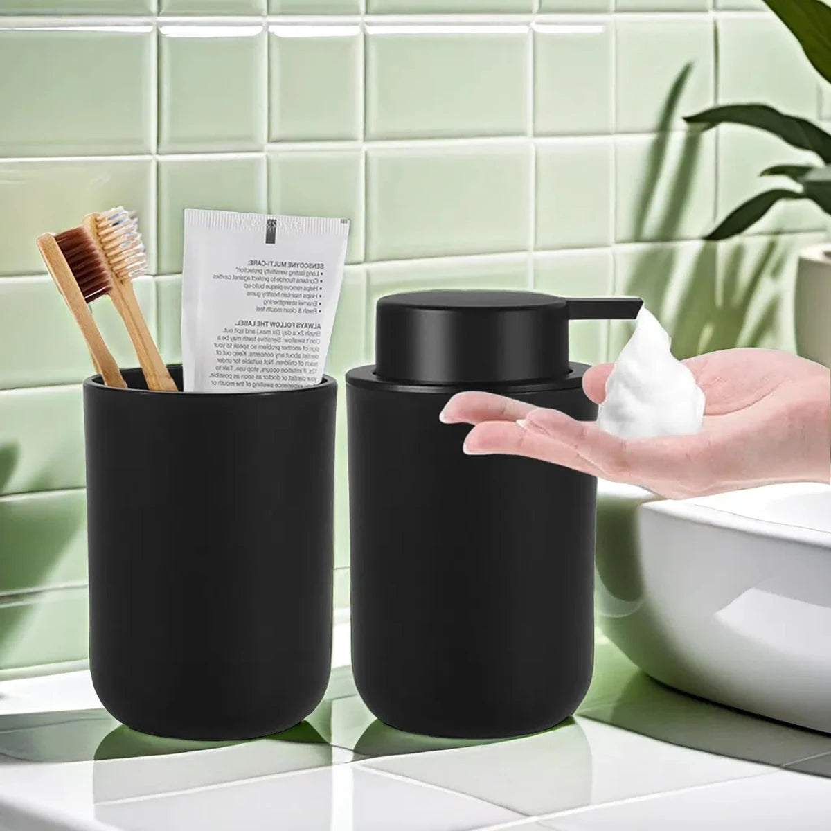 Dispensador de Sabonete Liquido e Copo Preto - Meu Luxo