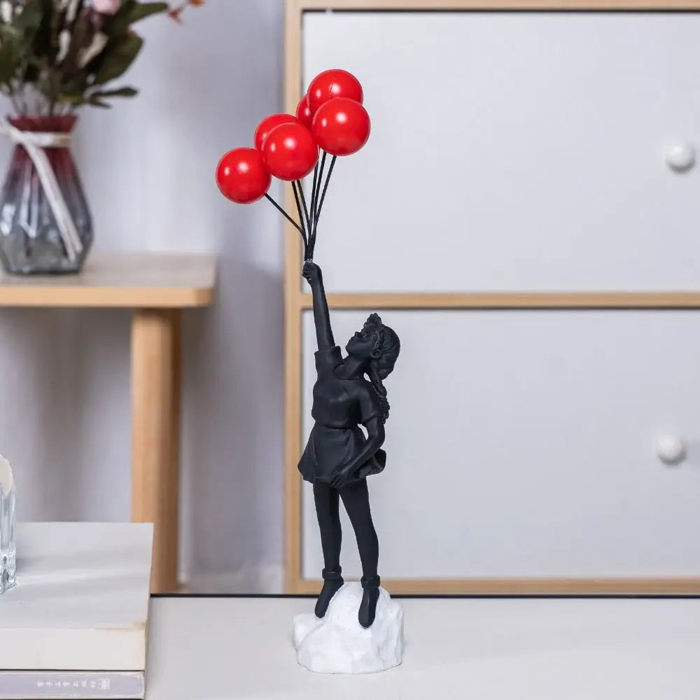 Estatuetas de Resina Banksy Preta  / Meu Luxo
