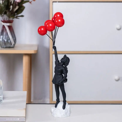 Estatuetas de Resina Banksy Preta  / Meu Luxo