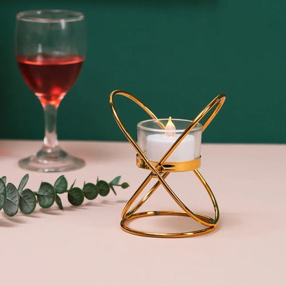 Castiçal de Metal Dourado  - Meu Luxo