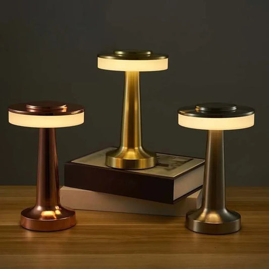 Luminária de Mesa Retro - Meu Luxo